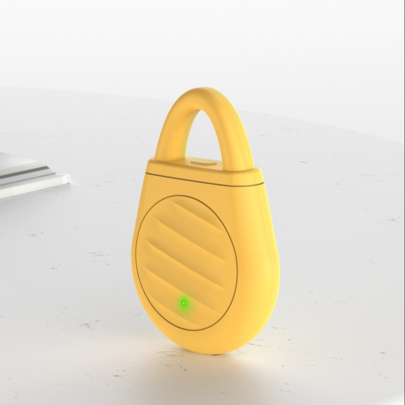 🔥 Buy 3 Get 2 FREE! 🦅 Scare Away Birds Without Harm – Portable Ultrasonic Bird Repellent Keychain